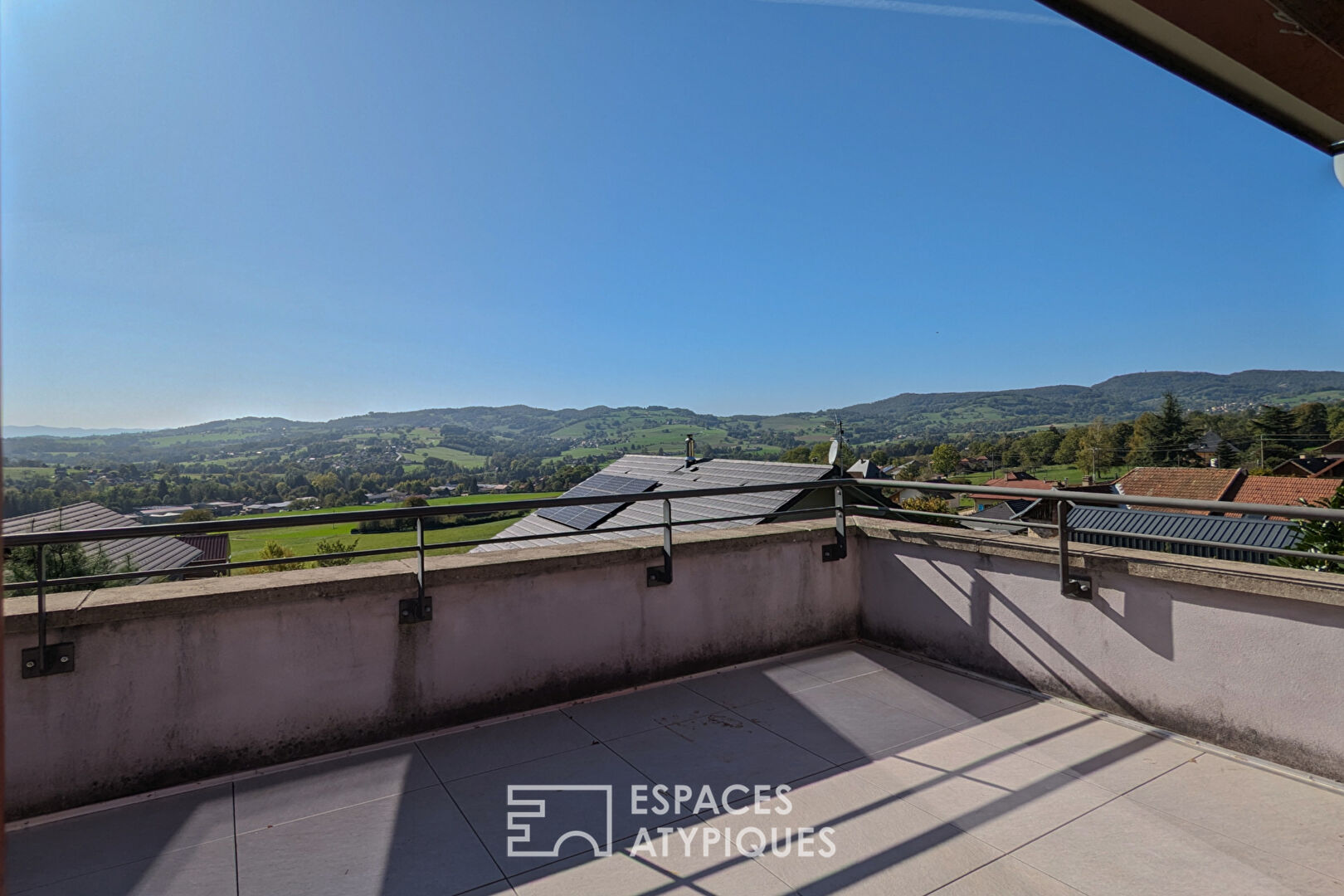 Appartement avec terrasse à Novalaise