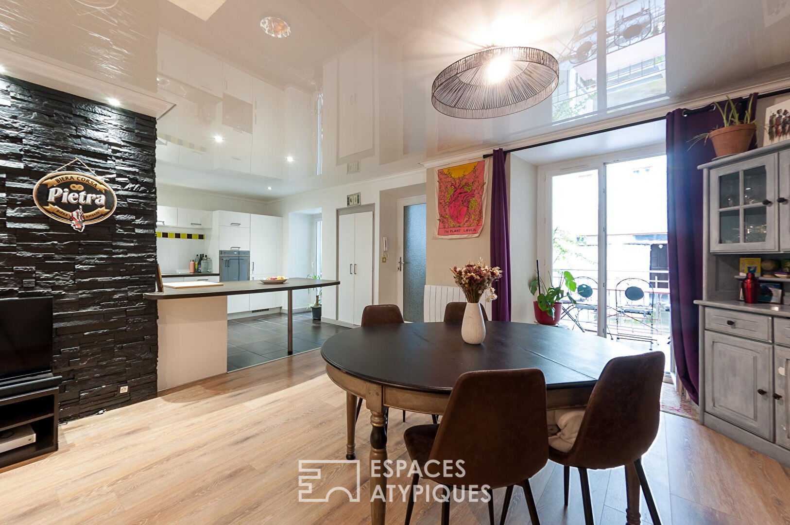 Appartement rénové en plein coeur de ville