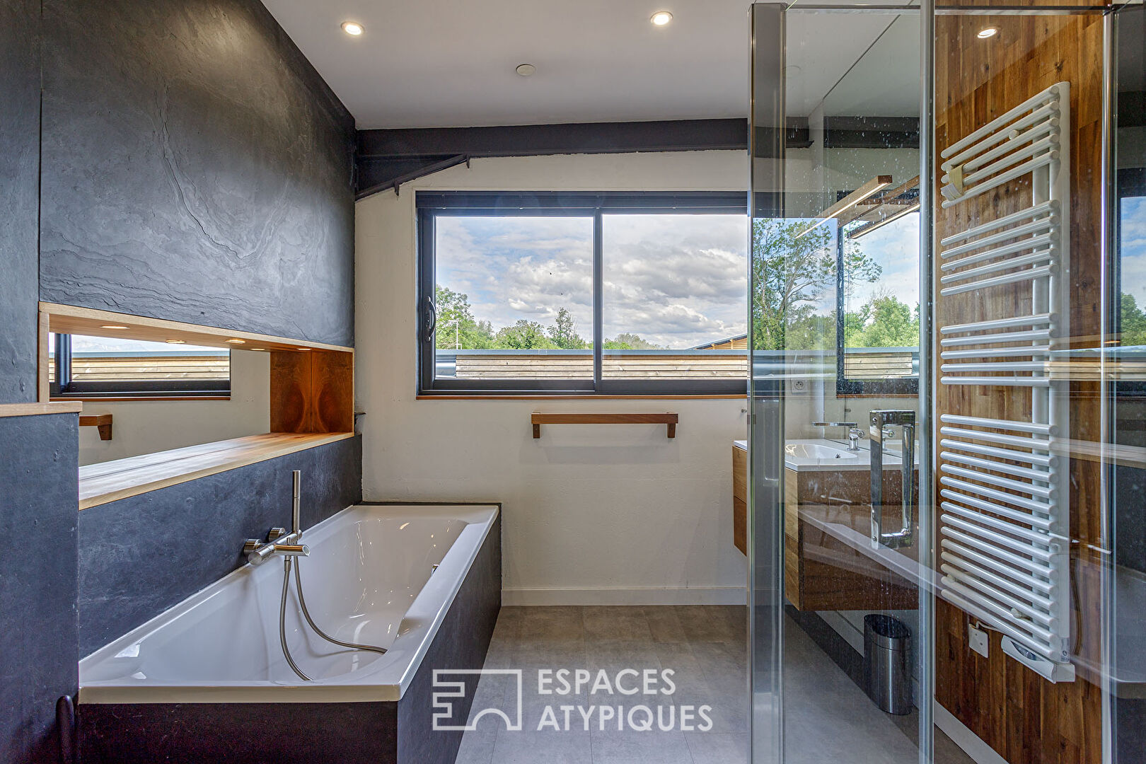 Contemporaine à l’esprit industriel