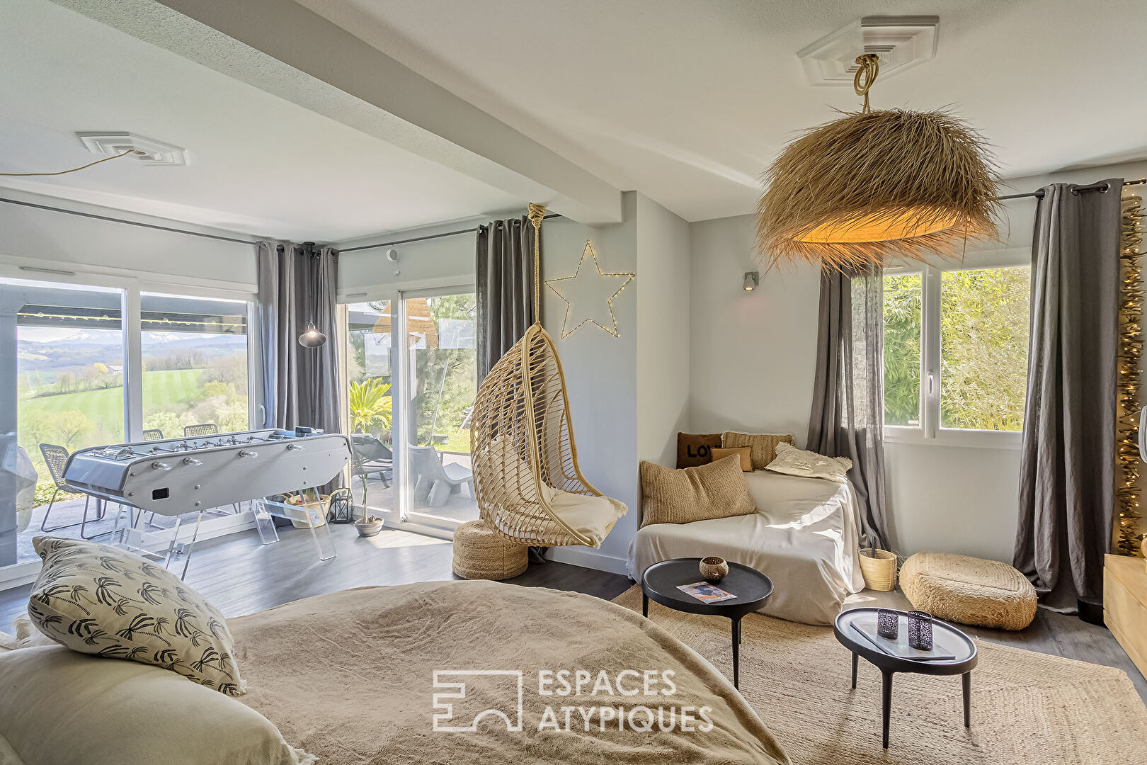 Charmante maison avec vue exceptionnelle et piscine
