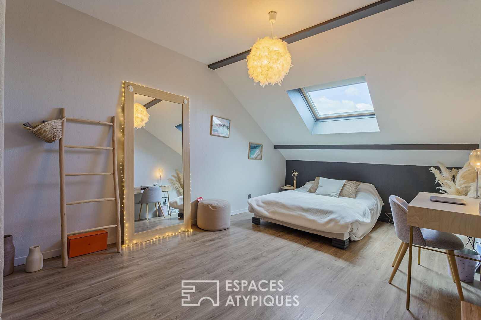 Charmante maison avec vue exceptionnelle et piscine