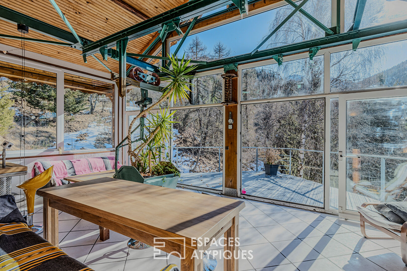 Exceptional chalet facing the peaks