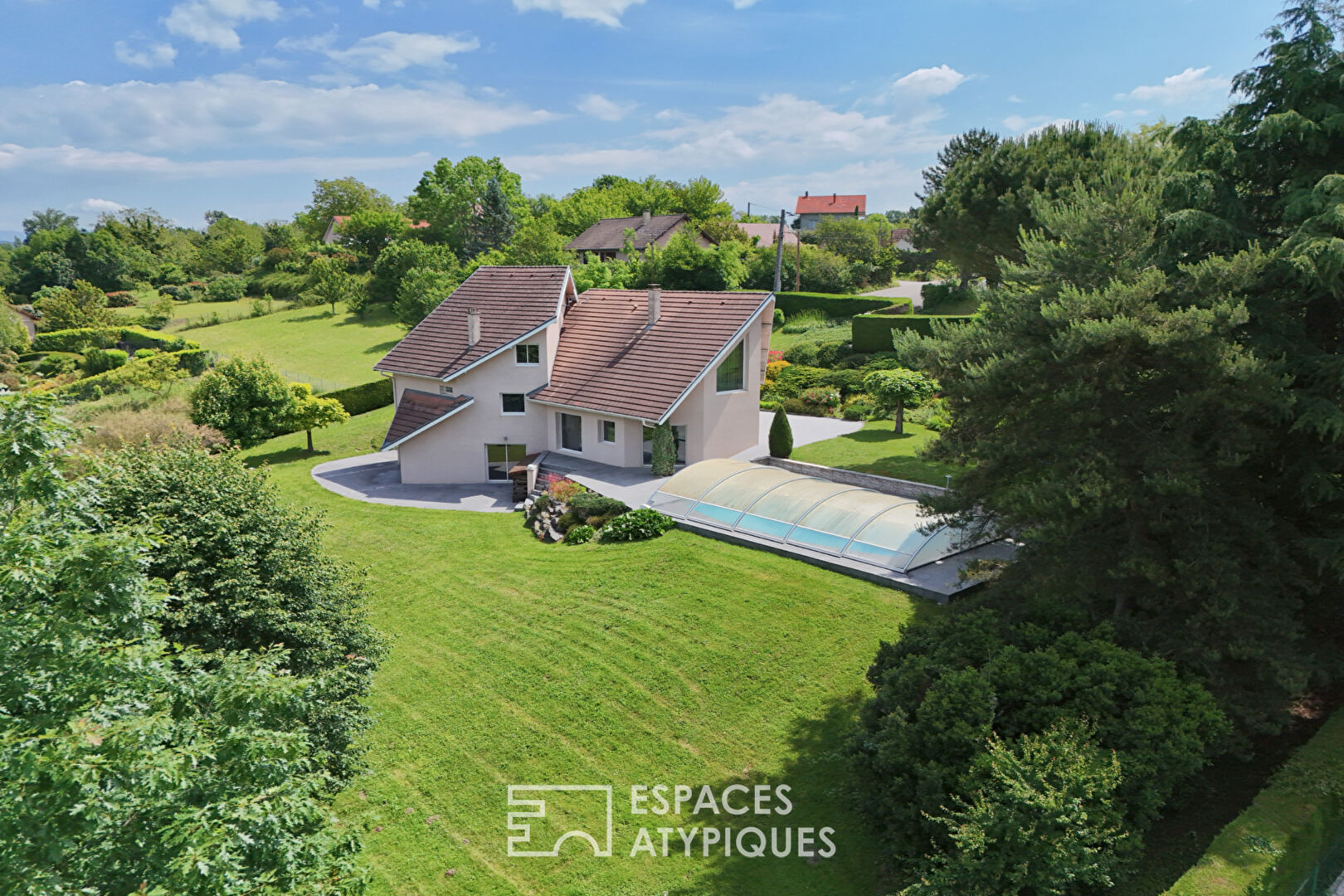 Maison d’architecte avec piscine