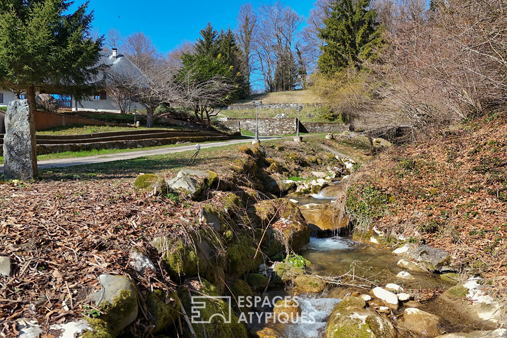 Ancien moulin à deux pas de Chambéry