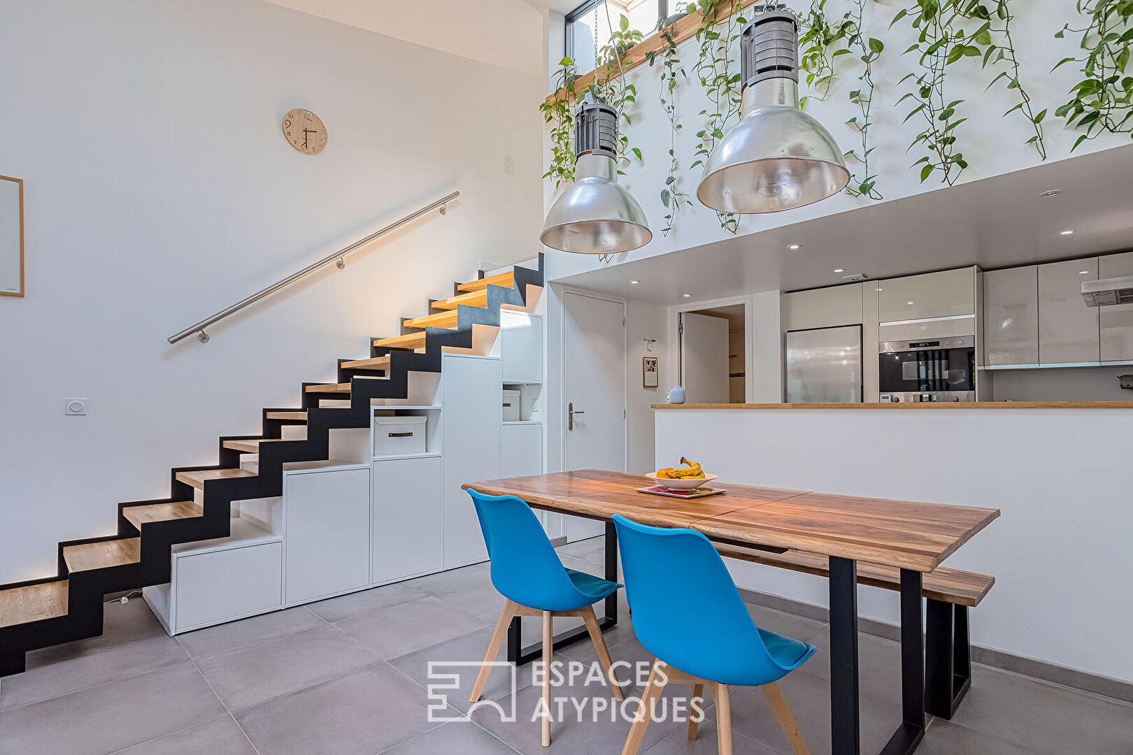 Duplex industriel avec jardin