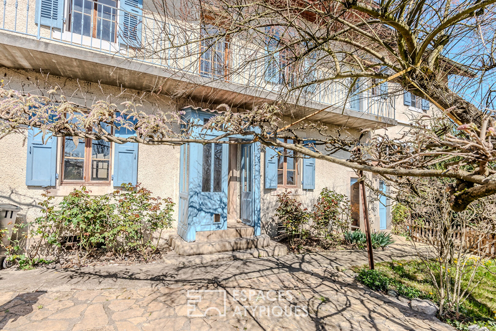 Maison au bord du Rhône