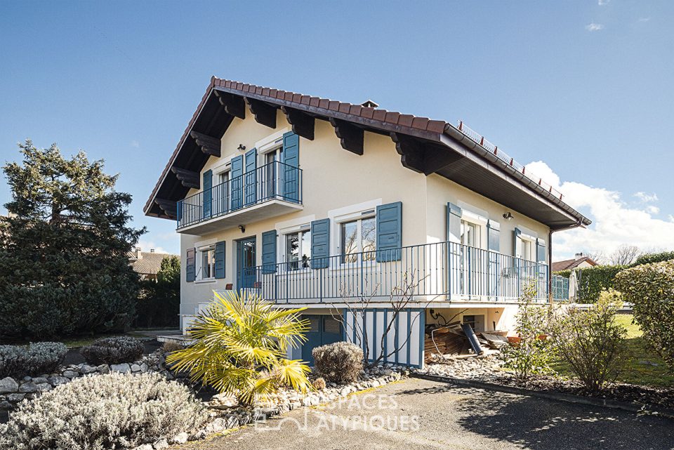 Maison éco-responsable avec piscine à deux pas de la frontière Suisse