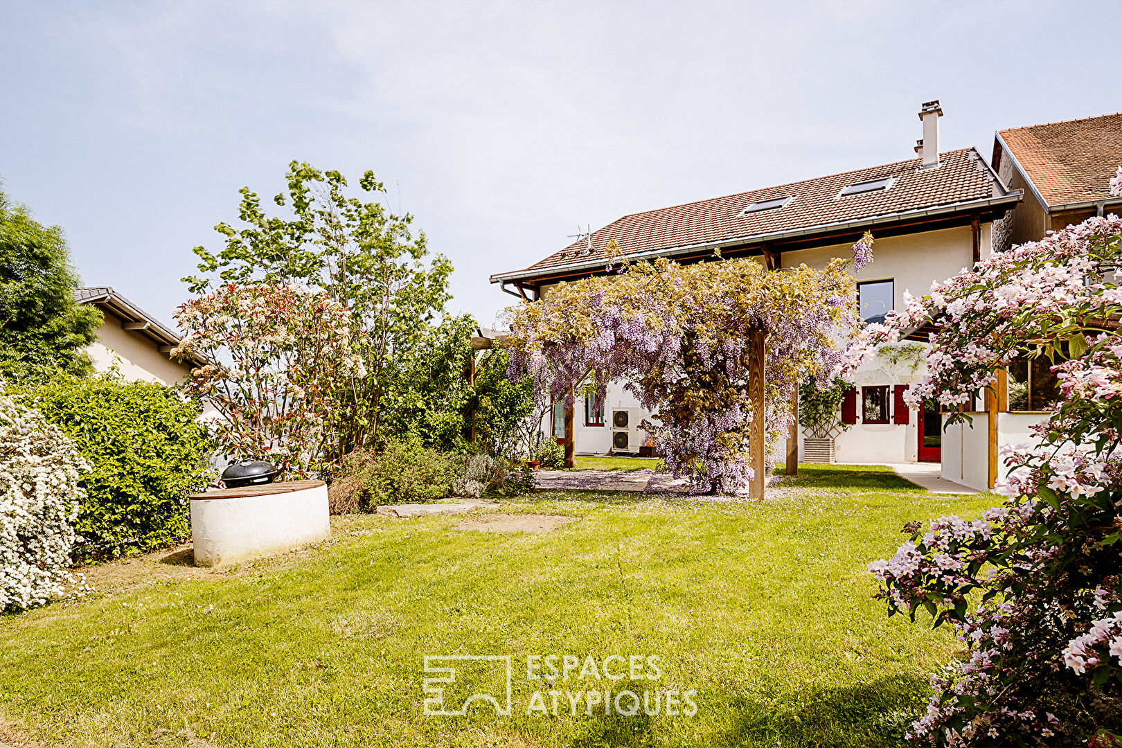 Former farmhouse from 1761 completely renovated