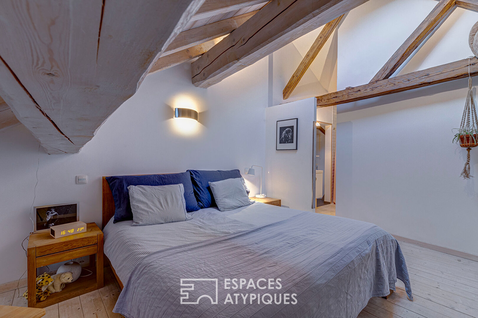 Duplex contemporain sous les toits en vieille ville
