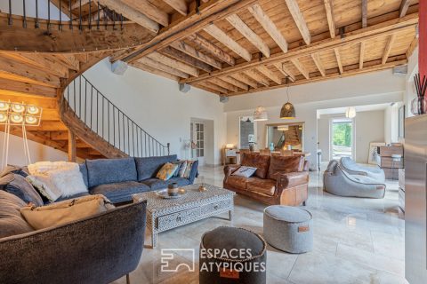 Demeure élégante avec piscine et vue d’exception
