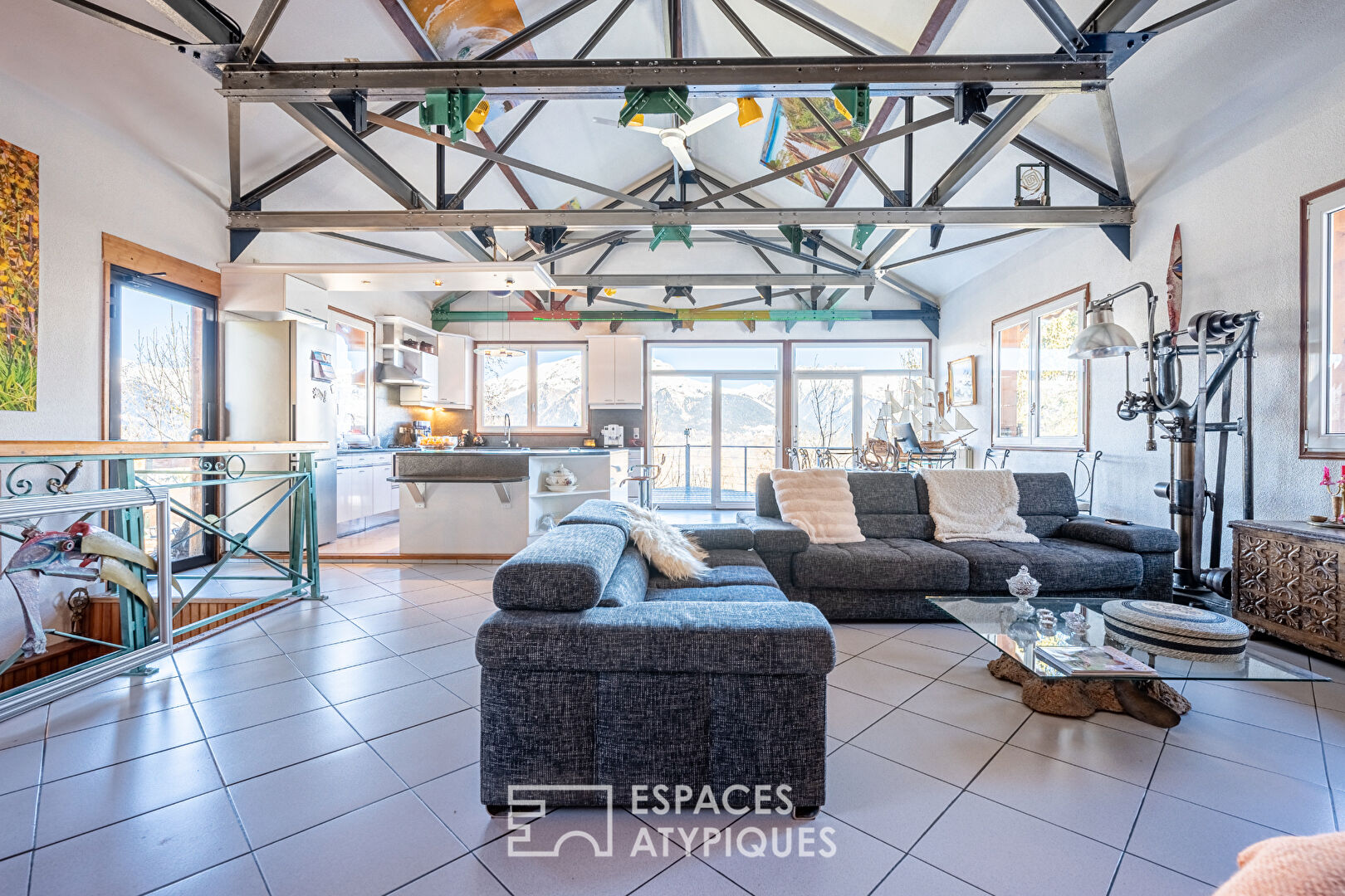 Exceptional chalet facing the peaks