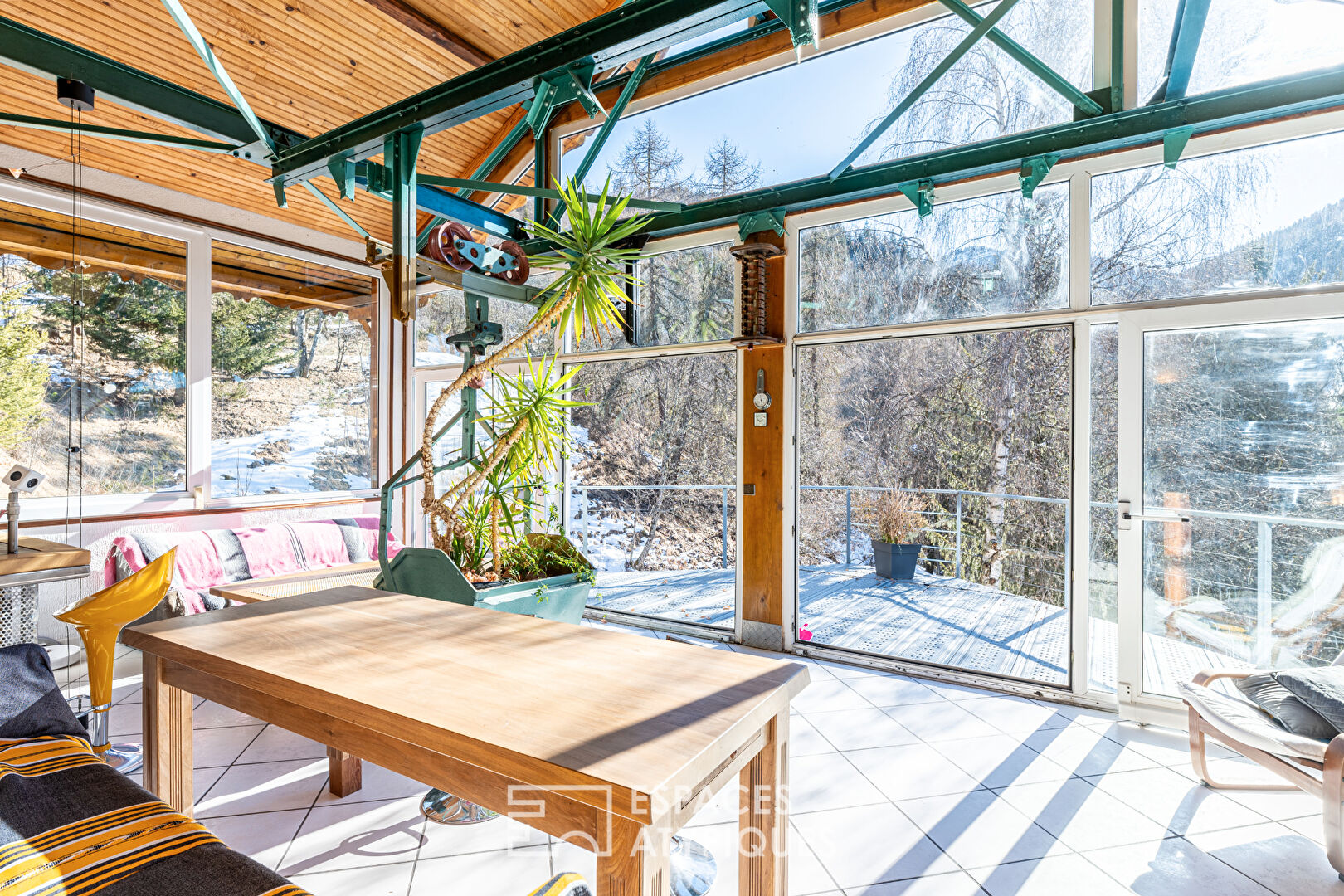 Exceptional chalet facing the peaks