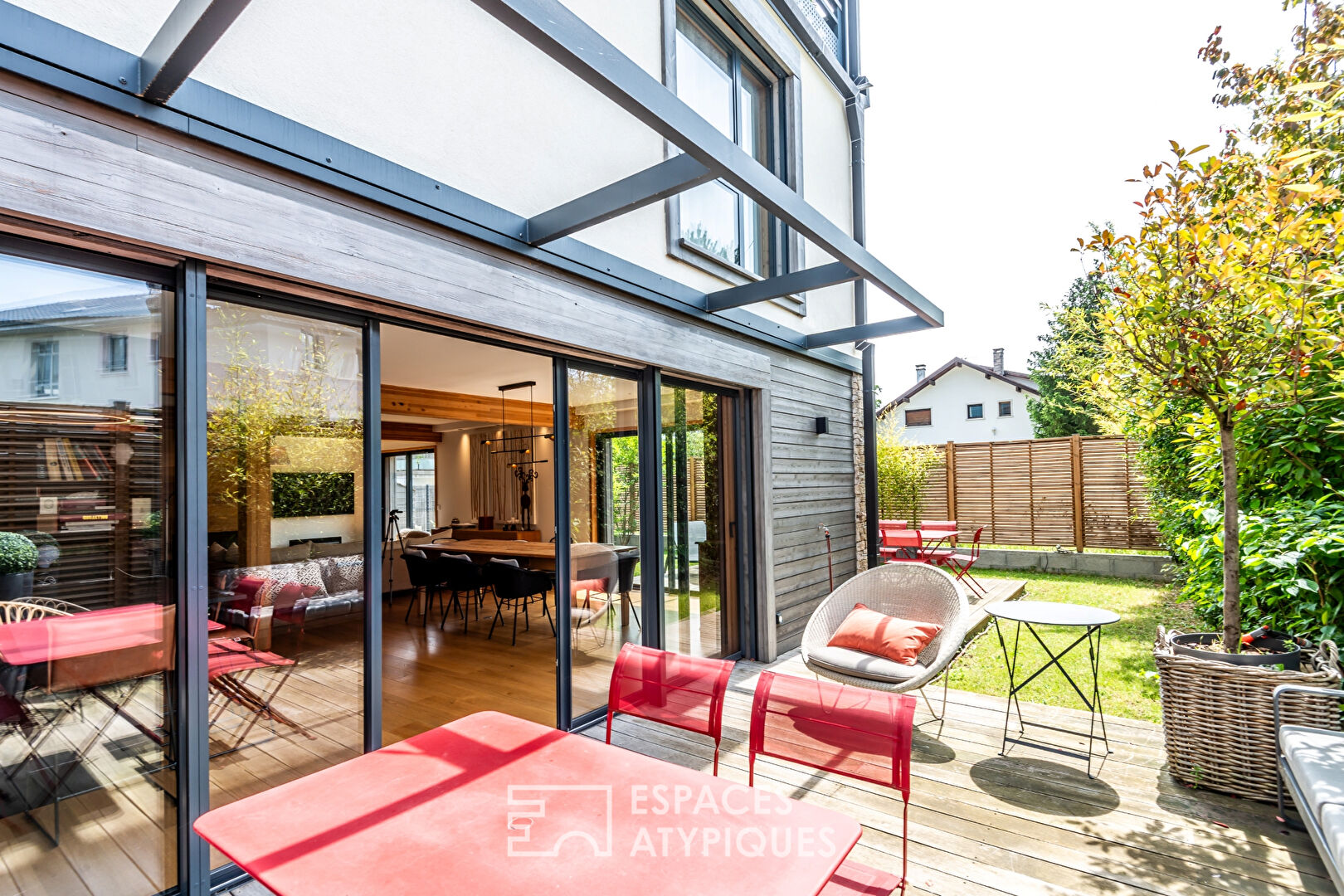 A rare property in the heart of the city