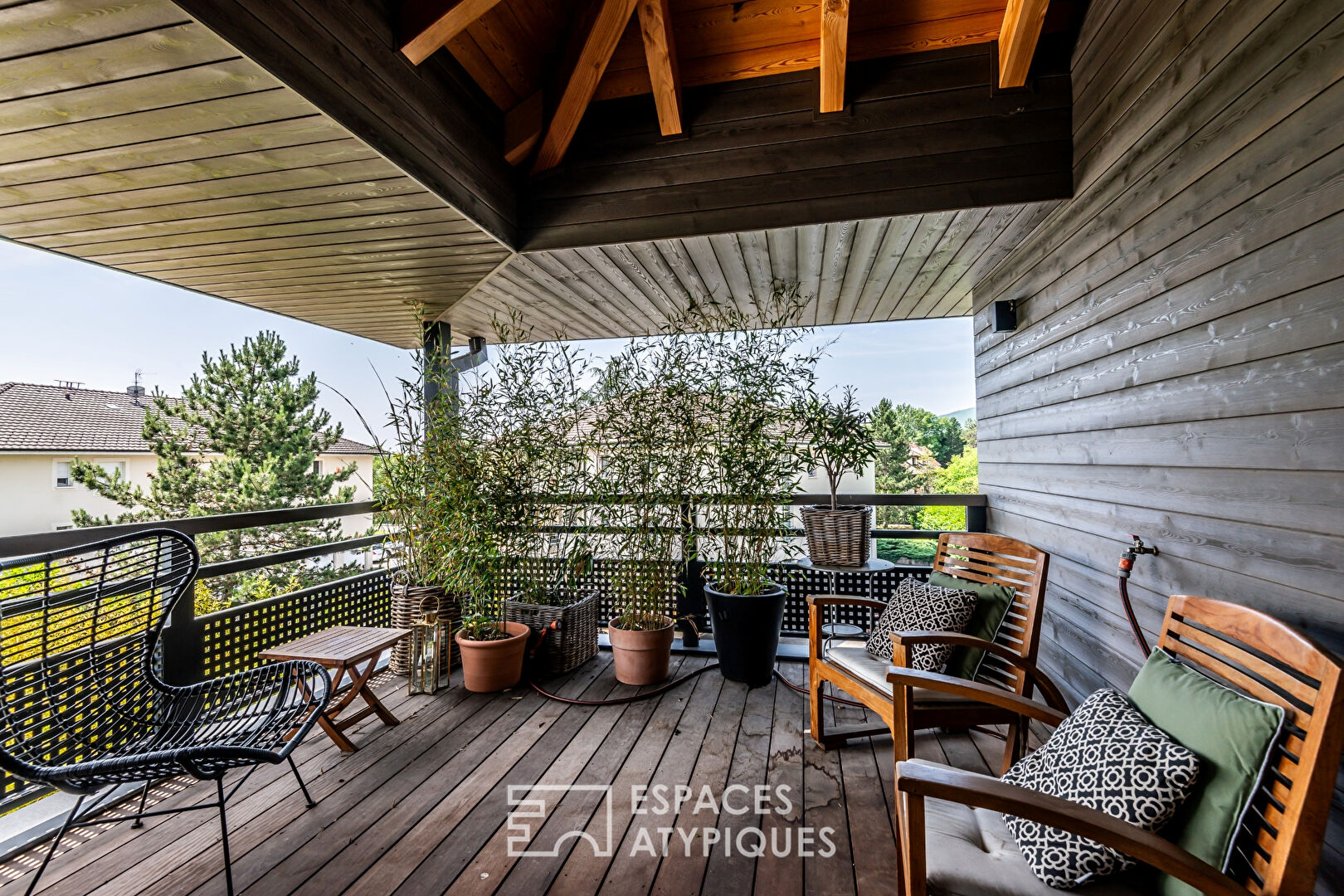 A rare property in the heart of the city
