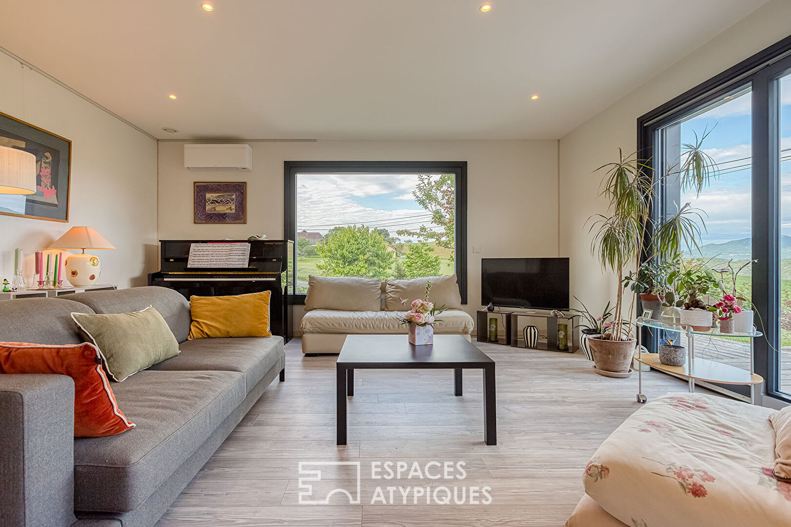 Maison contemporaine avec vue