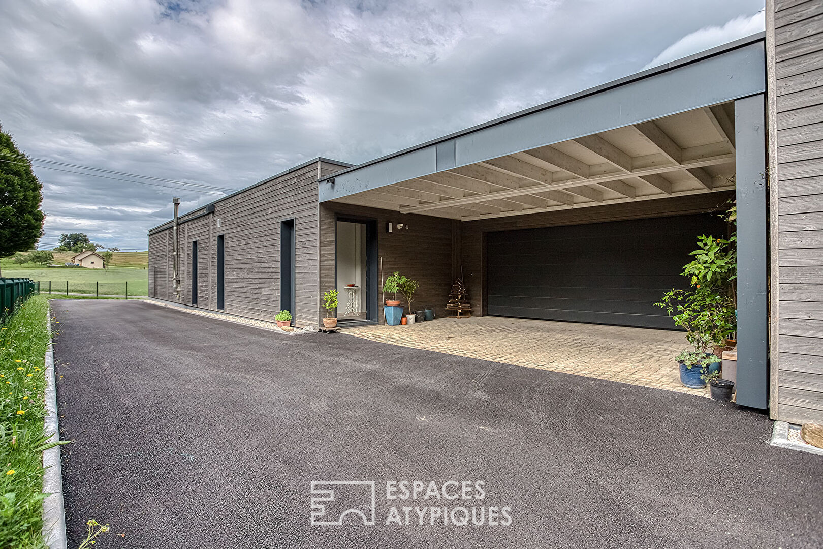 Maison contemporaine avec vue