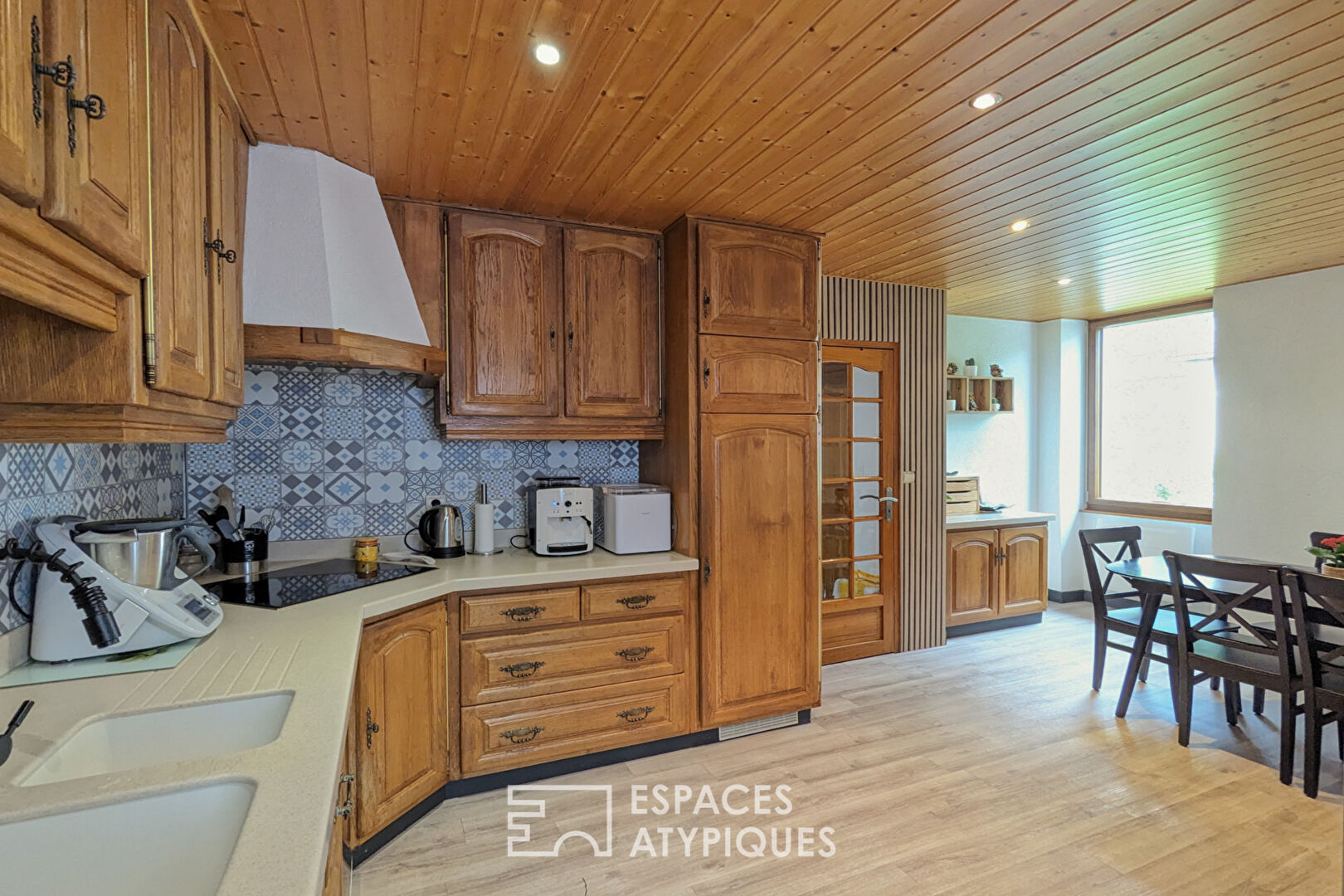 Appartement aux volumes généreux en hyper centre avec jardin