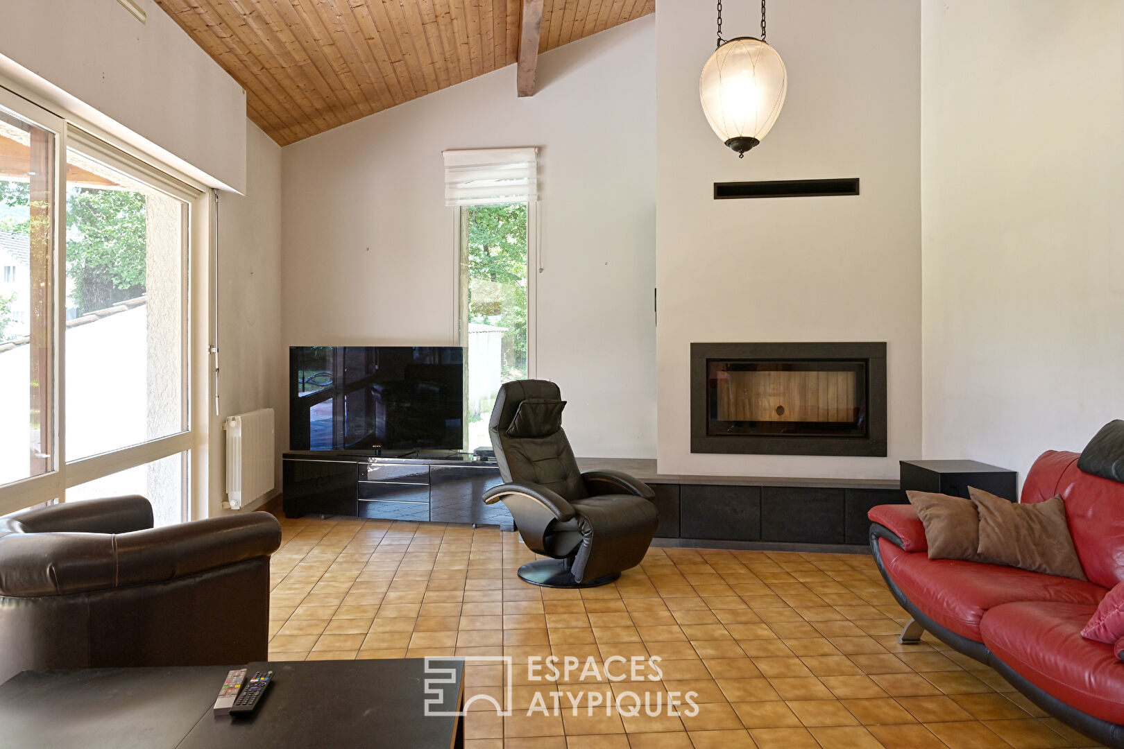 Architect-Designed Home at the Gateway to Chambéry