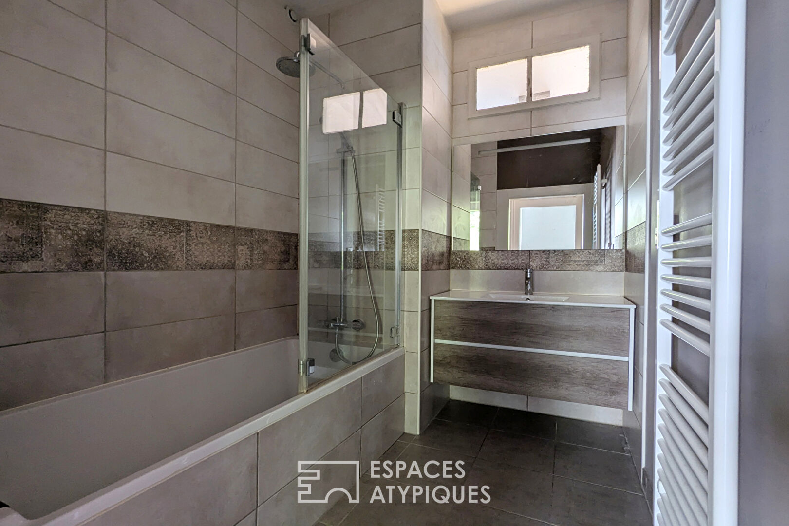 Renovated Period Apartment in the City Centre