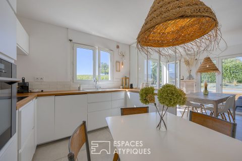 Charmante maison avec piscine et jardin paysager