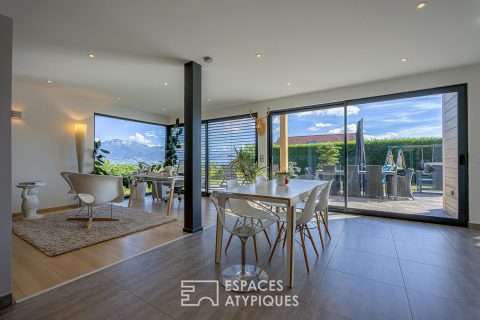 Maison contemporaine avec vue panoramique
