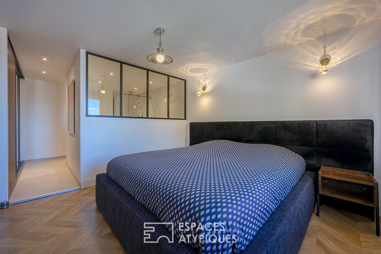 Charming duplex with lake view