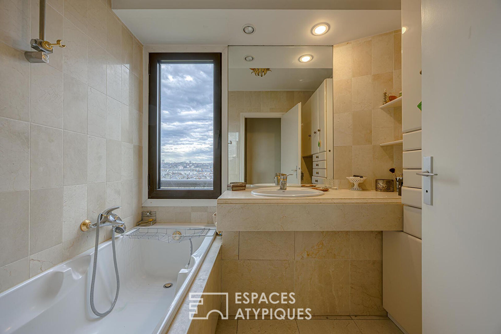 Luxury apartment with breathtaking views