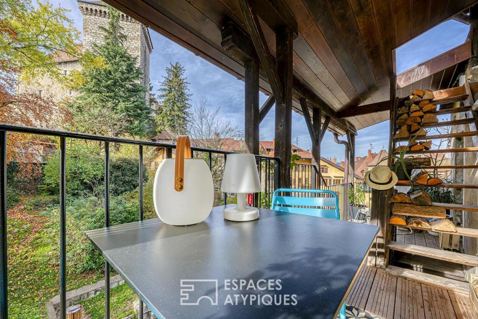Duplex rénové en hypercentre