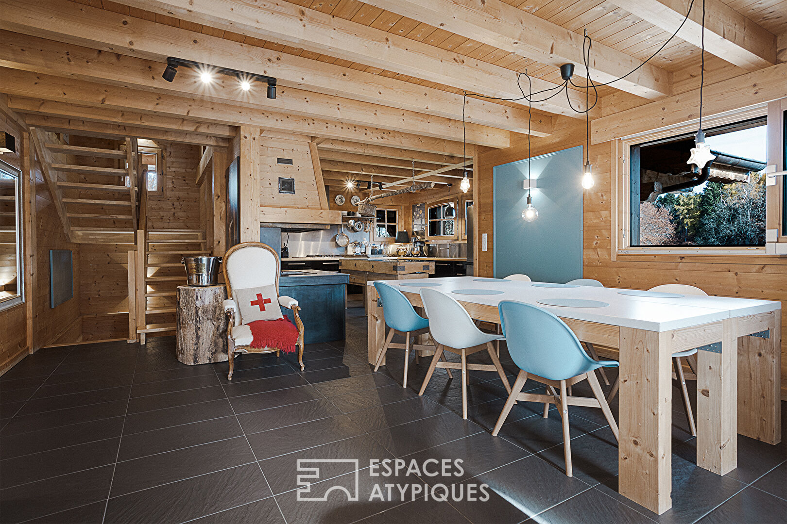 Chalet d’architecte avec vue imprenable sur la Dent d’Oche