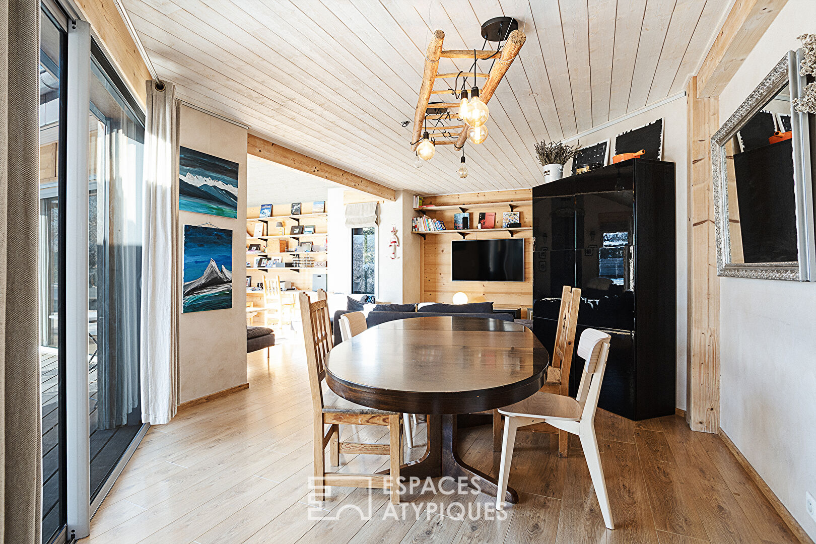 Maison ossature bois comme un refuge contemporain