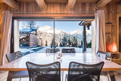 Domaine insolite avec vue imprenable