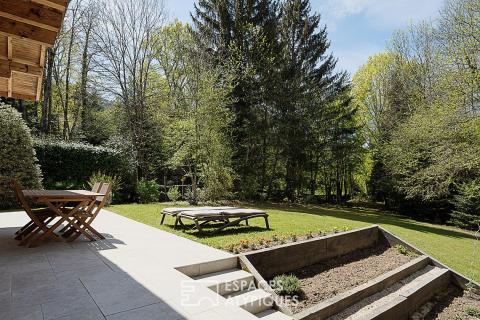 Chalet d&rsquo;exception et son parc privé à 40 minutes de Genève