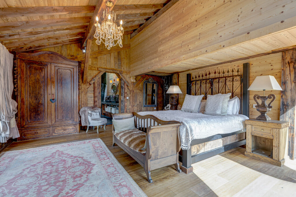 Ancienne grange savoyarde rénovée