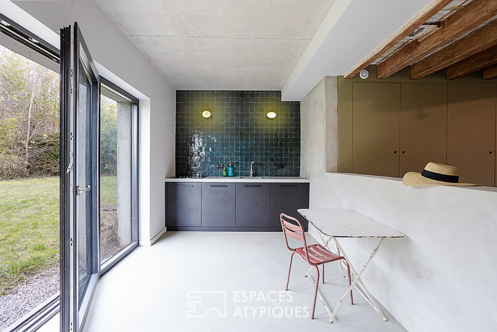 Maison loft réinventée dans une ancienne grange du XIXè siècle