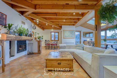 Duplex rénové avec jardin et terrasse ombragée vue sur le lac