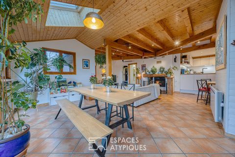 Duplex rénové avec jardin et terrasse ombragée vue sur le lac