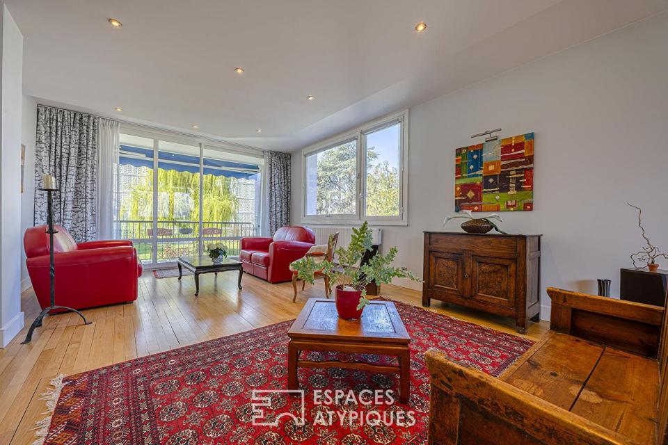 Appartement spacieux avec parc et balcon