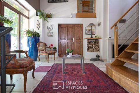 Ferme du XIXe rénovée au coeur d&rsquo;un parc paysager avec piscine et vue dégagée