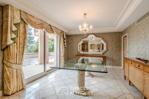 Appartement aux grands volumes dans résidence sécurisée