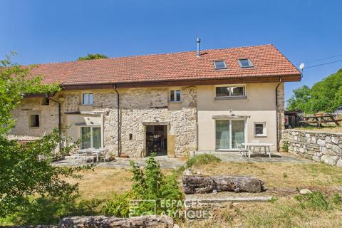 Ancienne grange rénovée avec studios indépendants