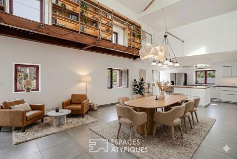 Former farmhouse dating from 1761, completely renovated