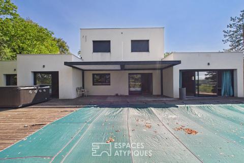 Villa contemporaine avec piscine