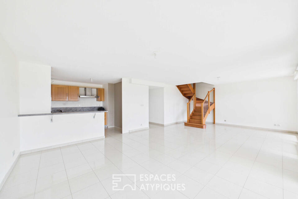 Appartement attique  lumineux