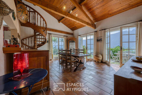 Maison à rénover avec vue lac