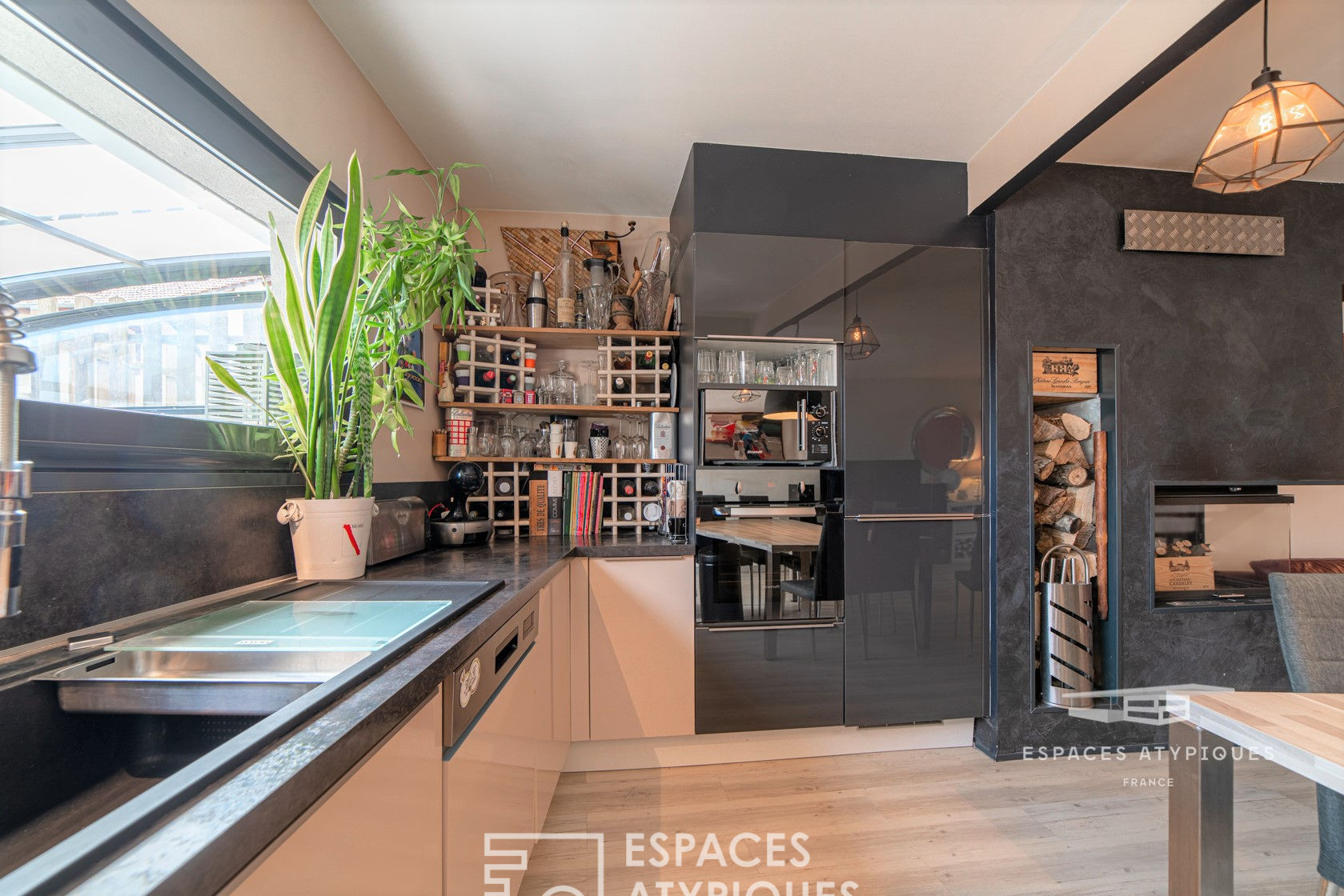 Maison de village revisitée avec terrasse