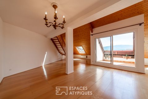 Duplex avec sa terrasse tropézienne