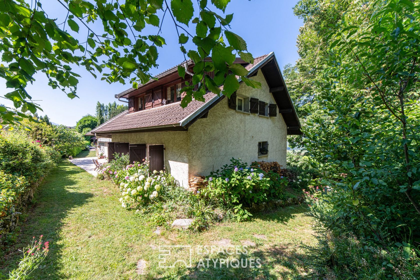 Maison de caractère avec piscine et vue exceptionnelle