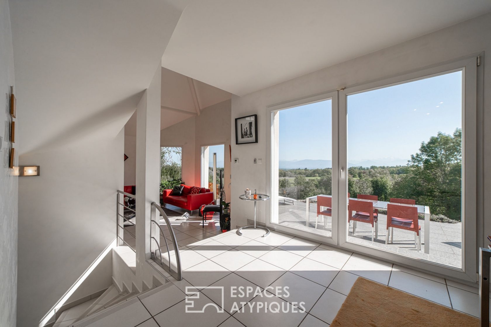 Villa d’architecte avec vue