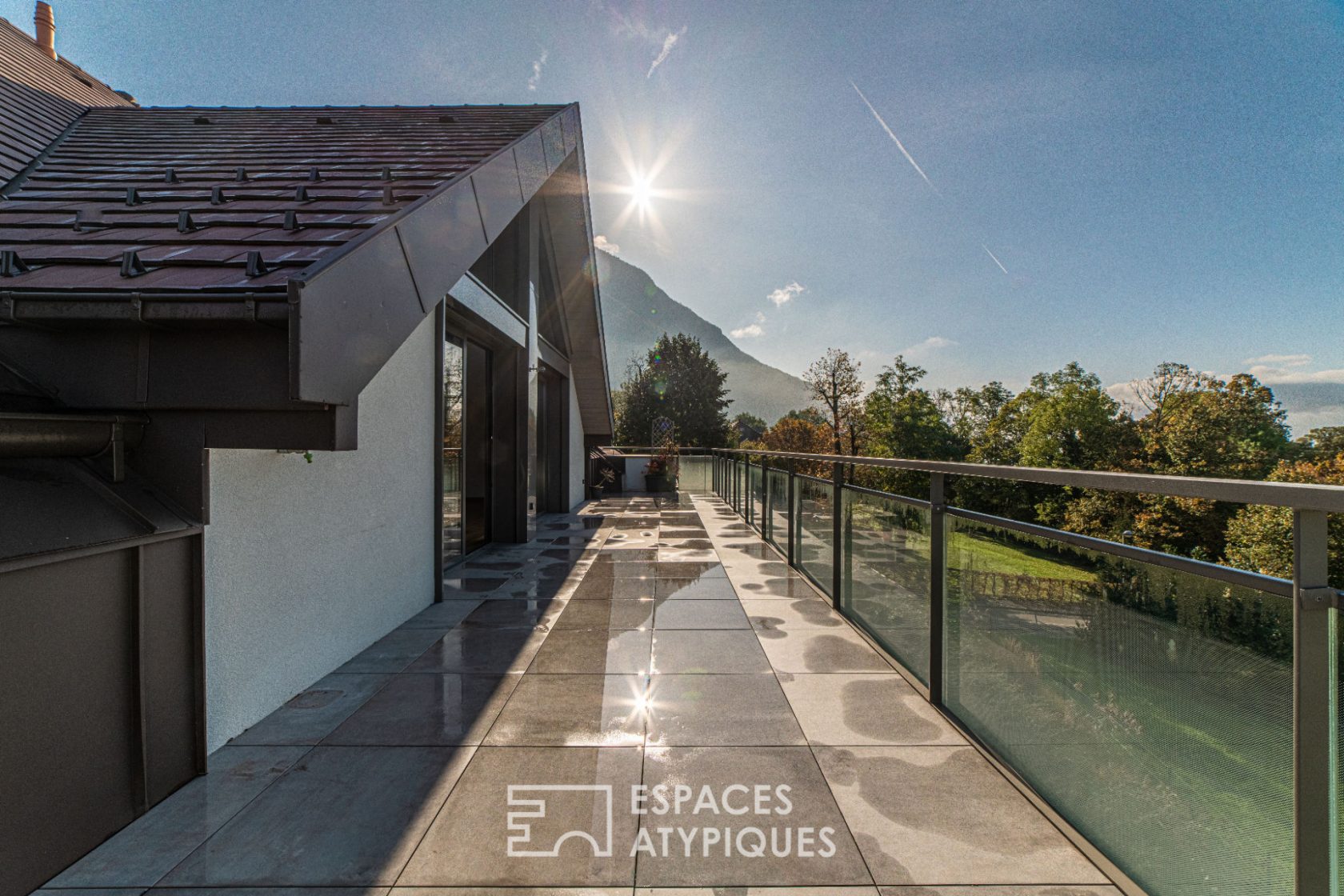 Dernier étage terrasse avec vue imprenable