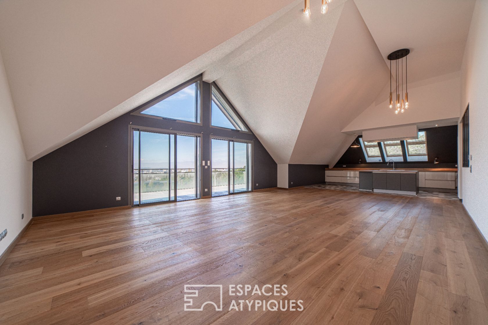 Dernier étage terrasse avec vue imprenable